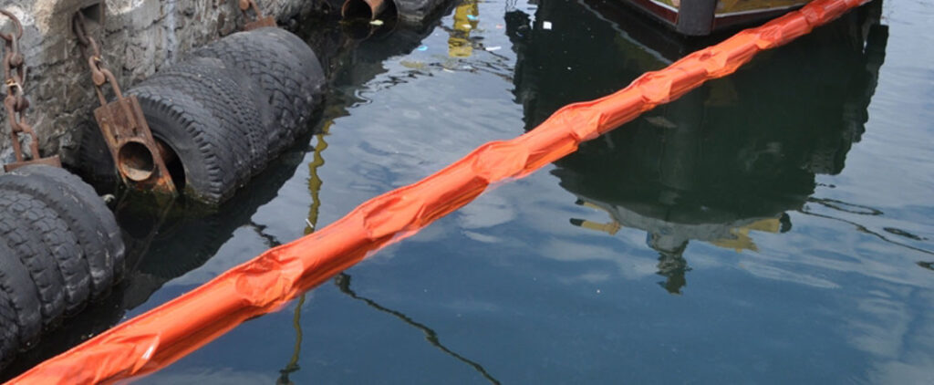 Protecting Our Waters with Robust Solid Flotation Booms - Econadin